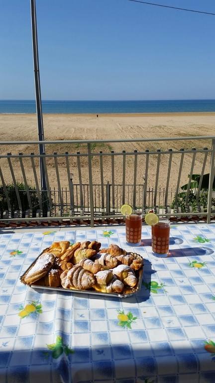 Villa Marinella 恩佩多克莱港 外观 照片